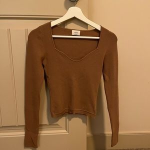 Aritzia / Wilfred brown sweater SW